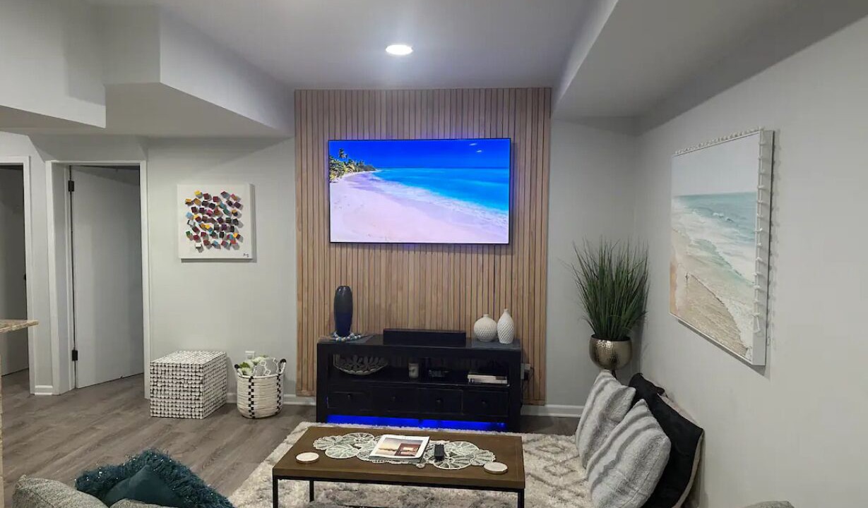 Photo of Livingroom in Long Branch
