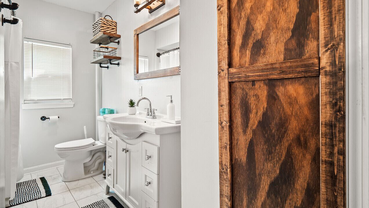 Photo of Bathroom in Huron