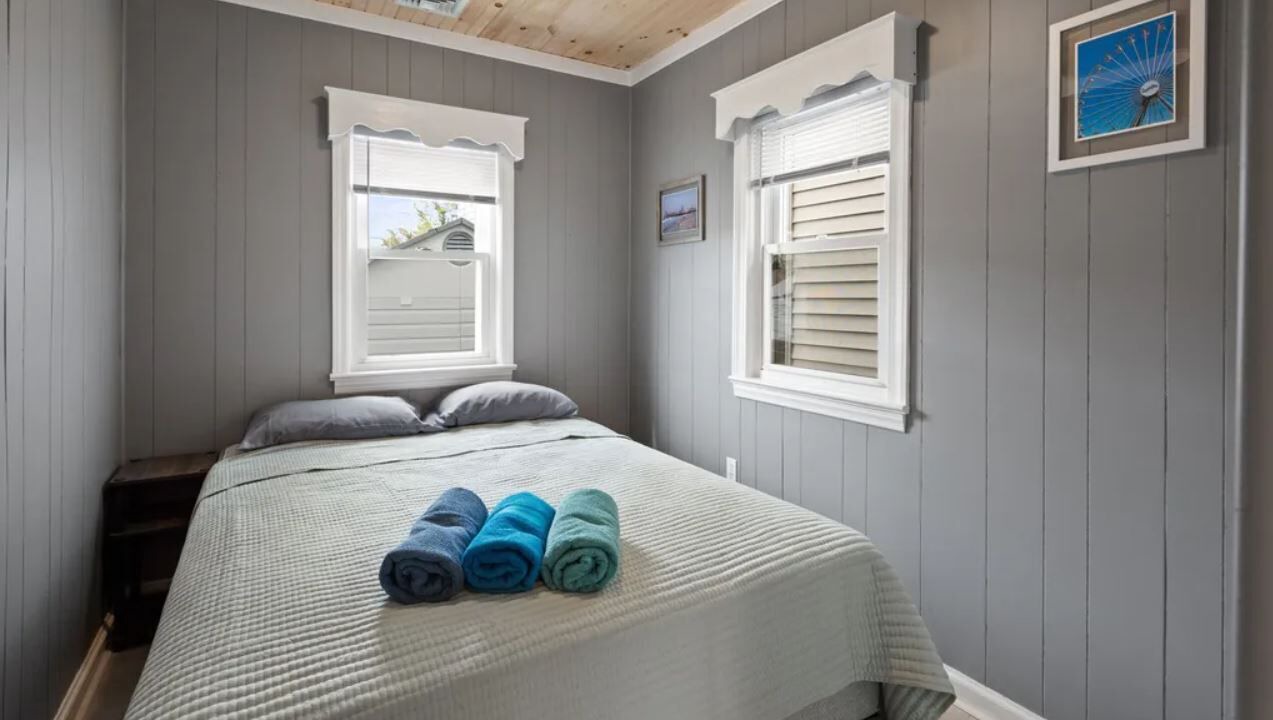 Photo of Bedroom in Seaside Heights