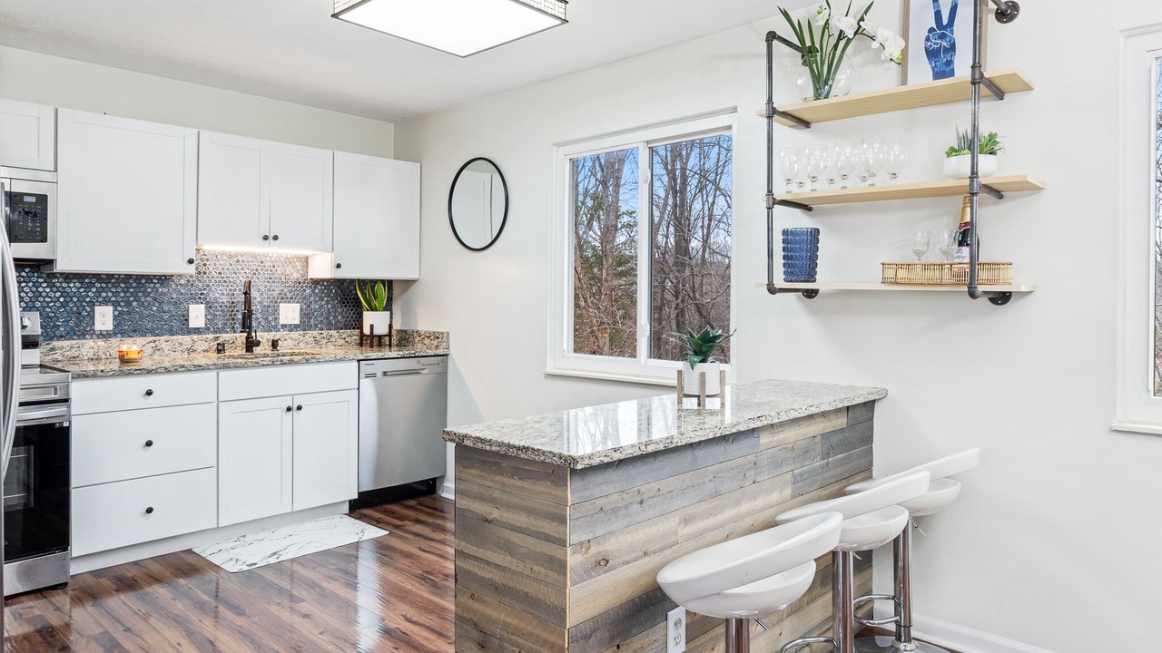 Photo of Kitchen in Orchard Grass Hills