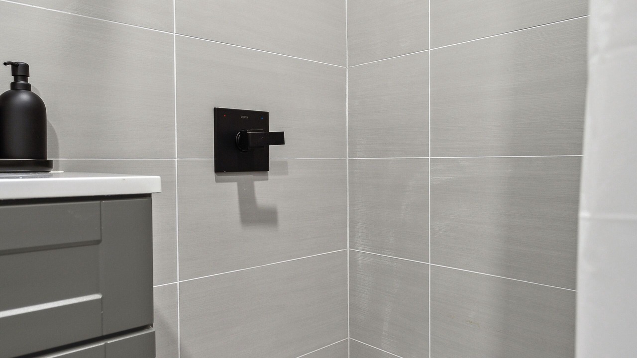 Photo of Bathroom in Central Park North