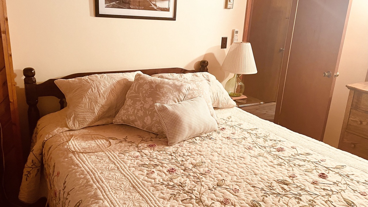 Photo of Bedroom in Hamlin