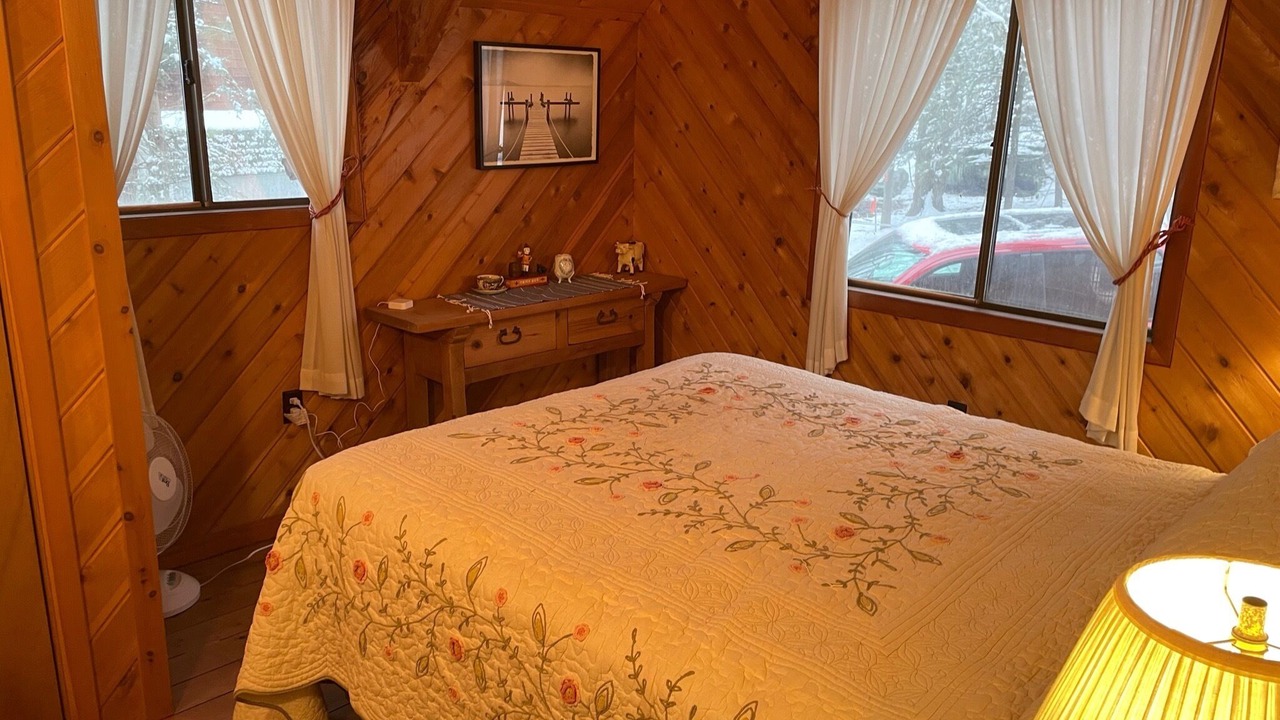 Photo of Bedroom in Hamlin