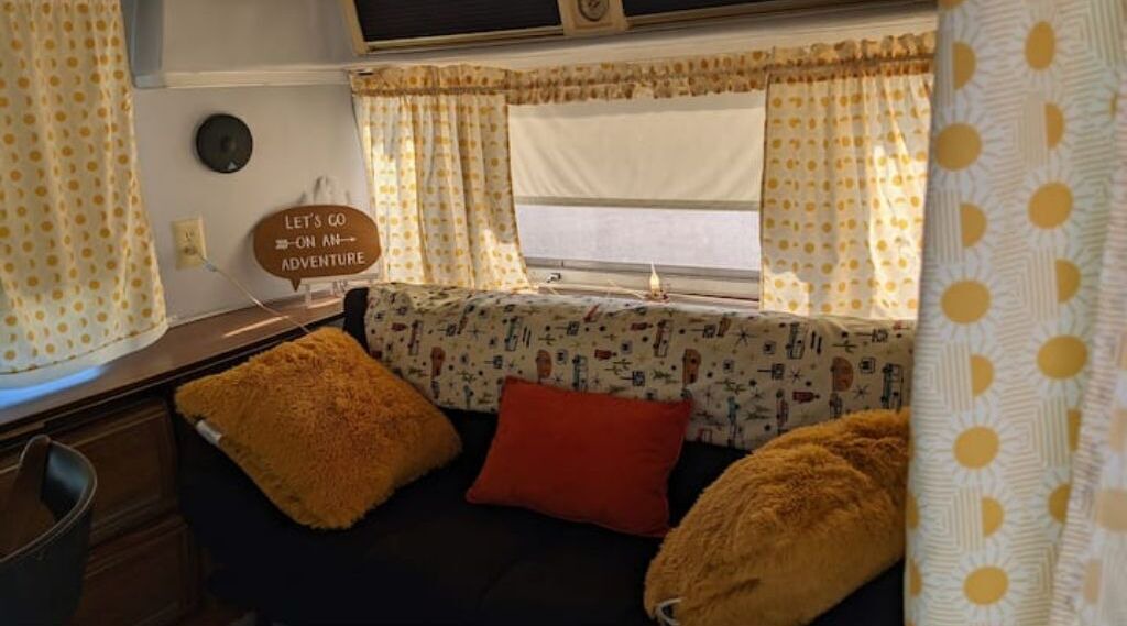 Photo of Livingroom in Rossville