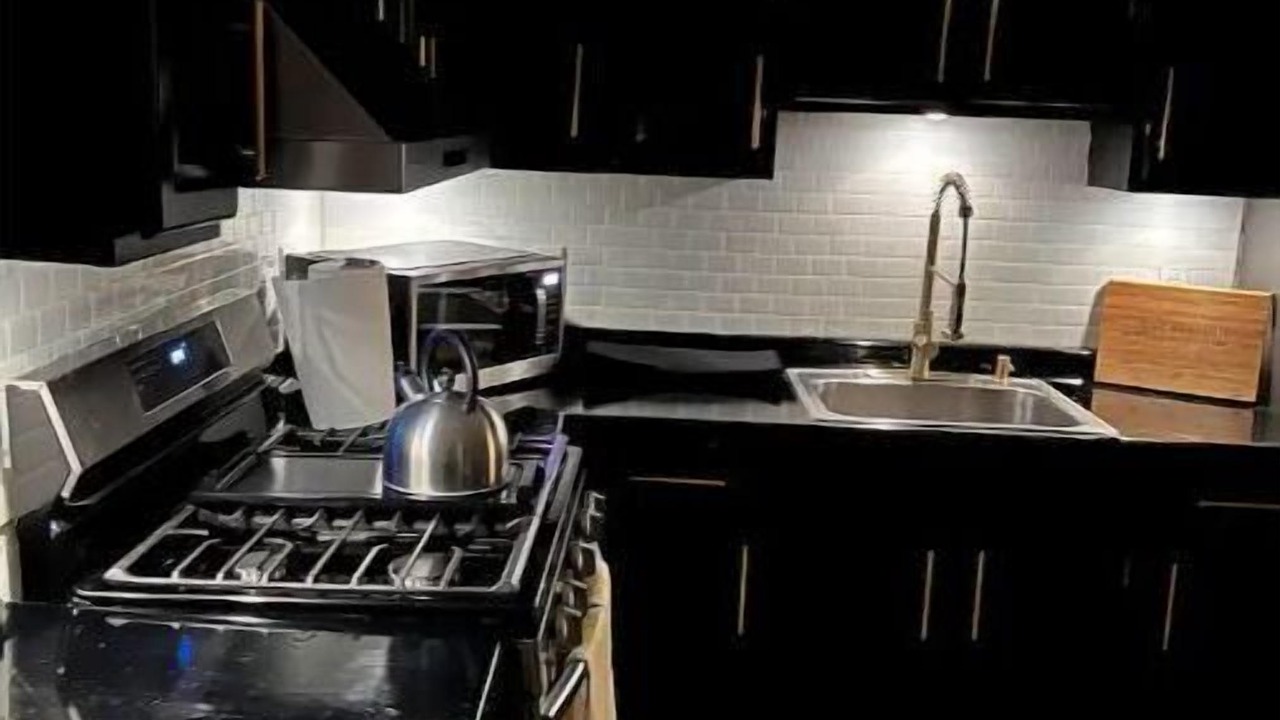 Photo of Kitchen in Elizabeth