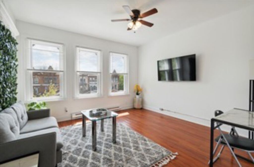 Photo of Livingroom in North Philadelphia