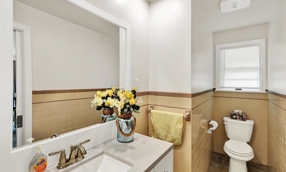 Photo of Bathroom in Paradise