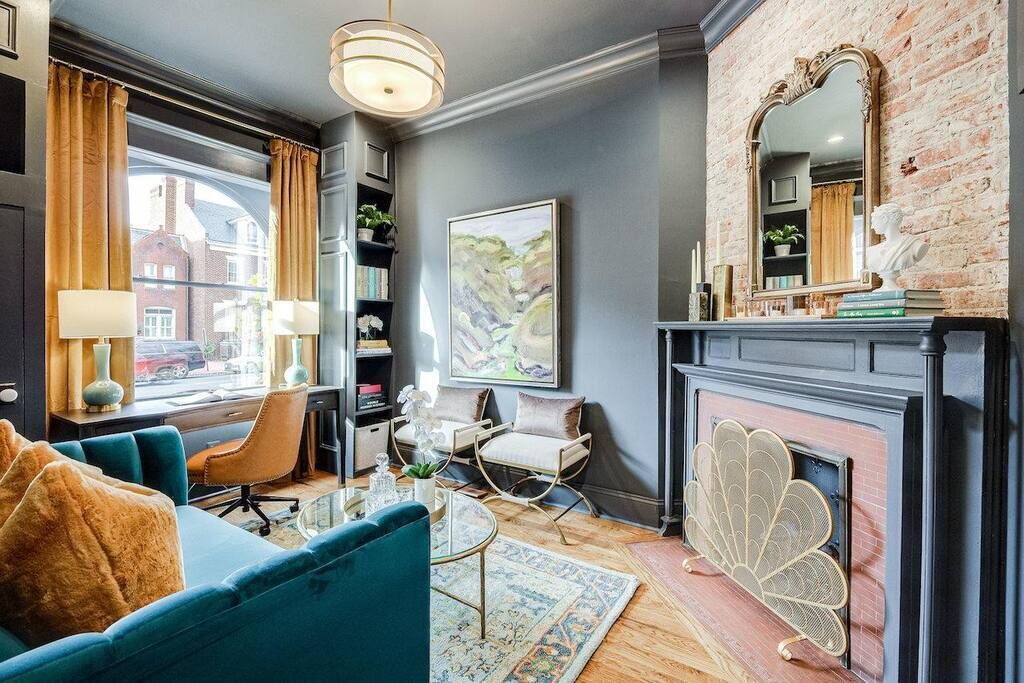 Photo of Livingroom in Old Town West