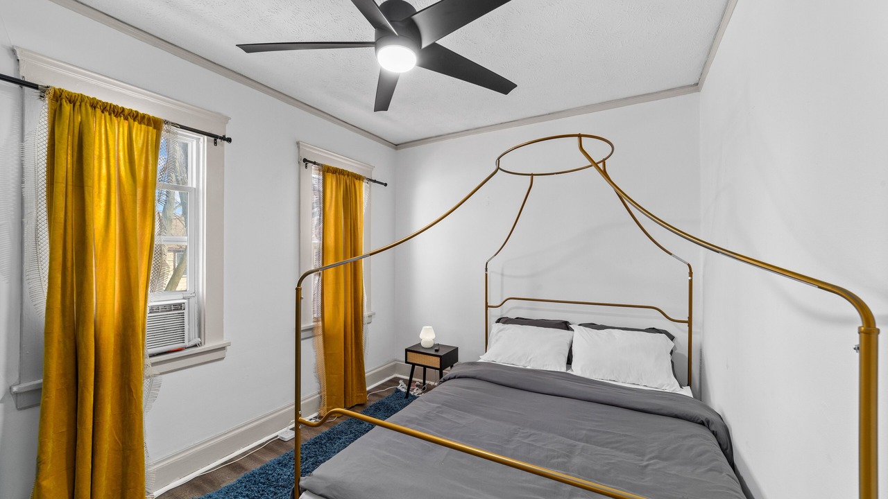 Photo of Bedroom in Little Italy