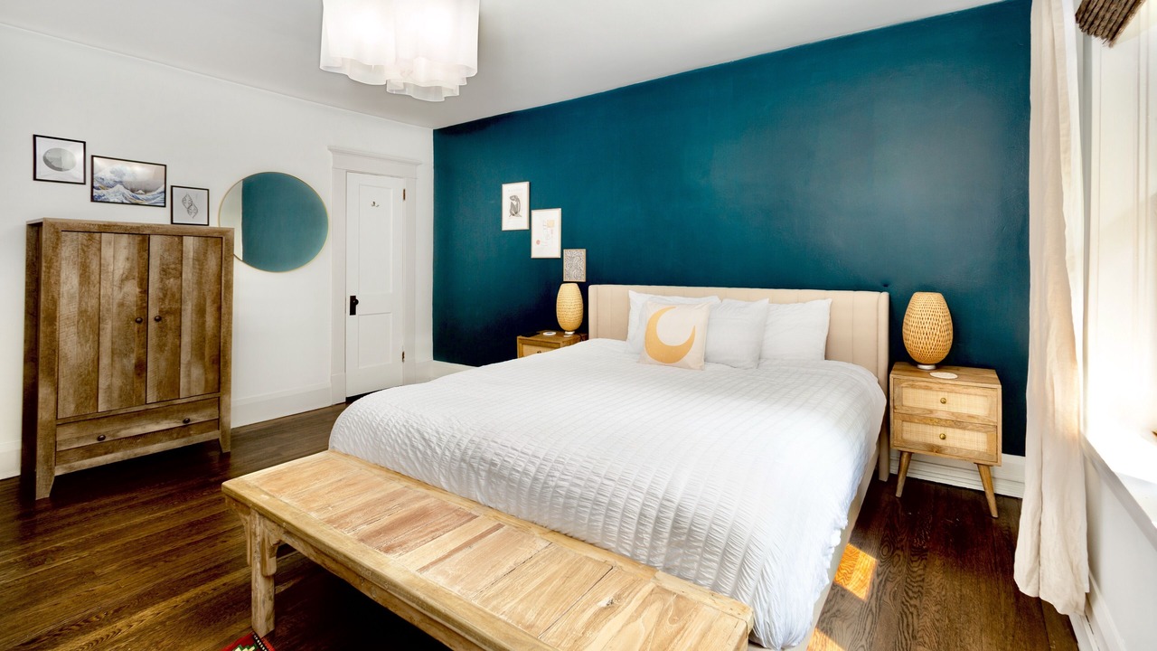 Photo of Bedroom in Shadyside