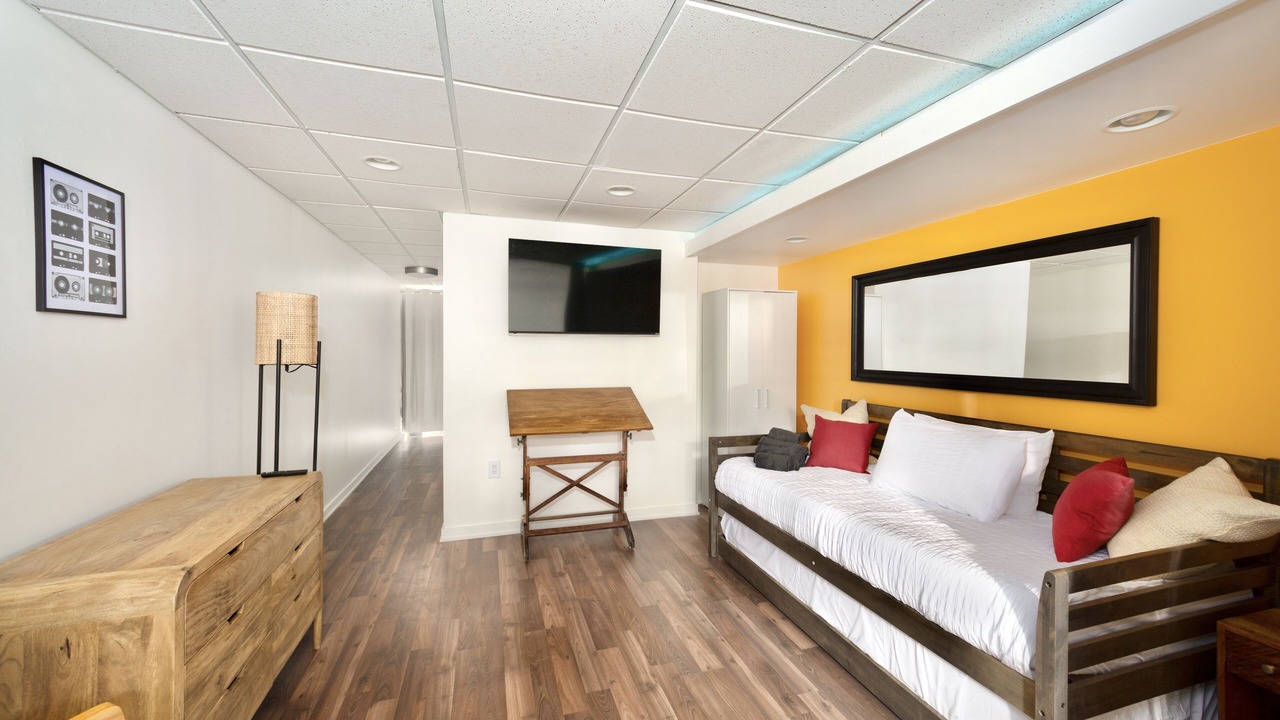 Photo of Bedroom in Shadyside