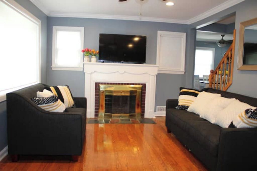 Photo of Livingroom in Teaneck