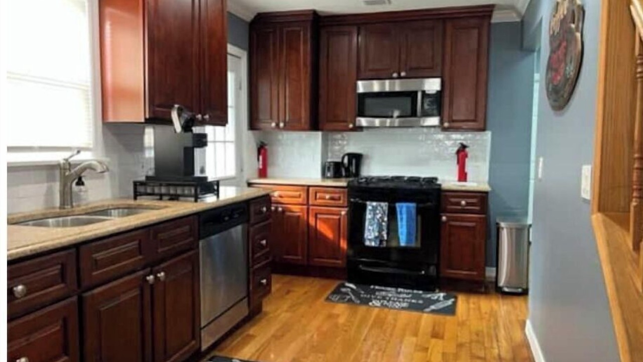 Photo of Kitchen in Teaneck