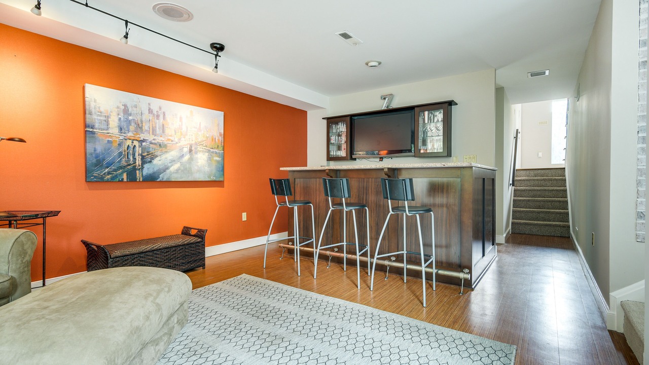 Photo of Livingroom in Eden