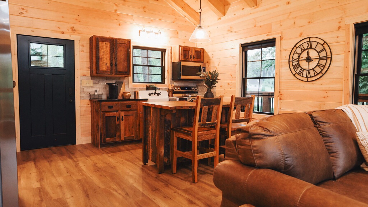 Photo of Livingroom in Fredericksburg