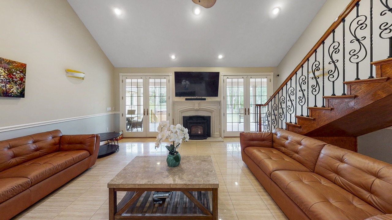Photo of Livingroom in Tobyhanna