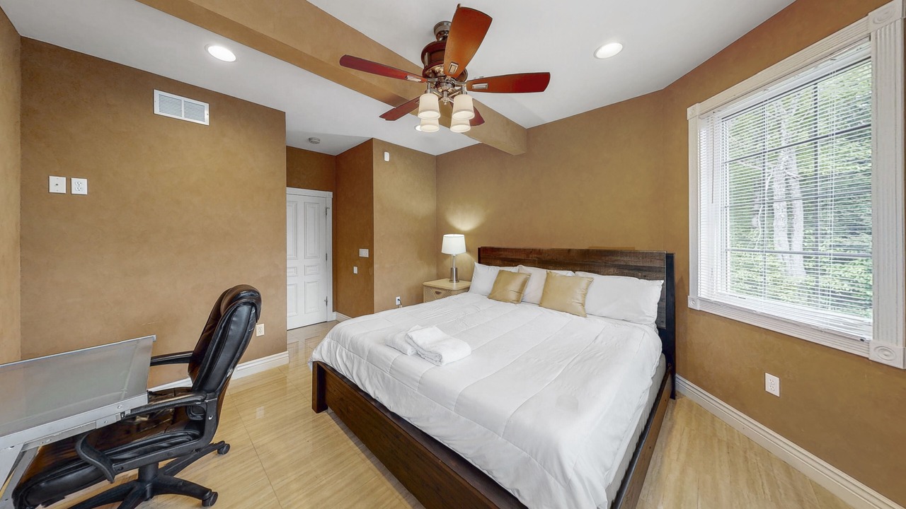 Photo of Bedroom in Tobyhanna