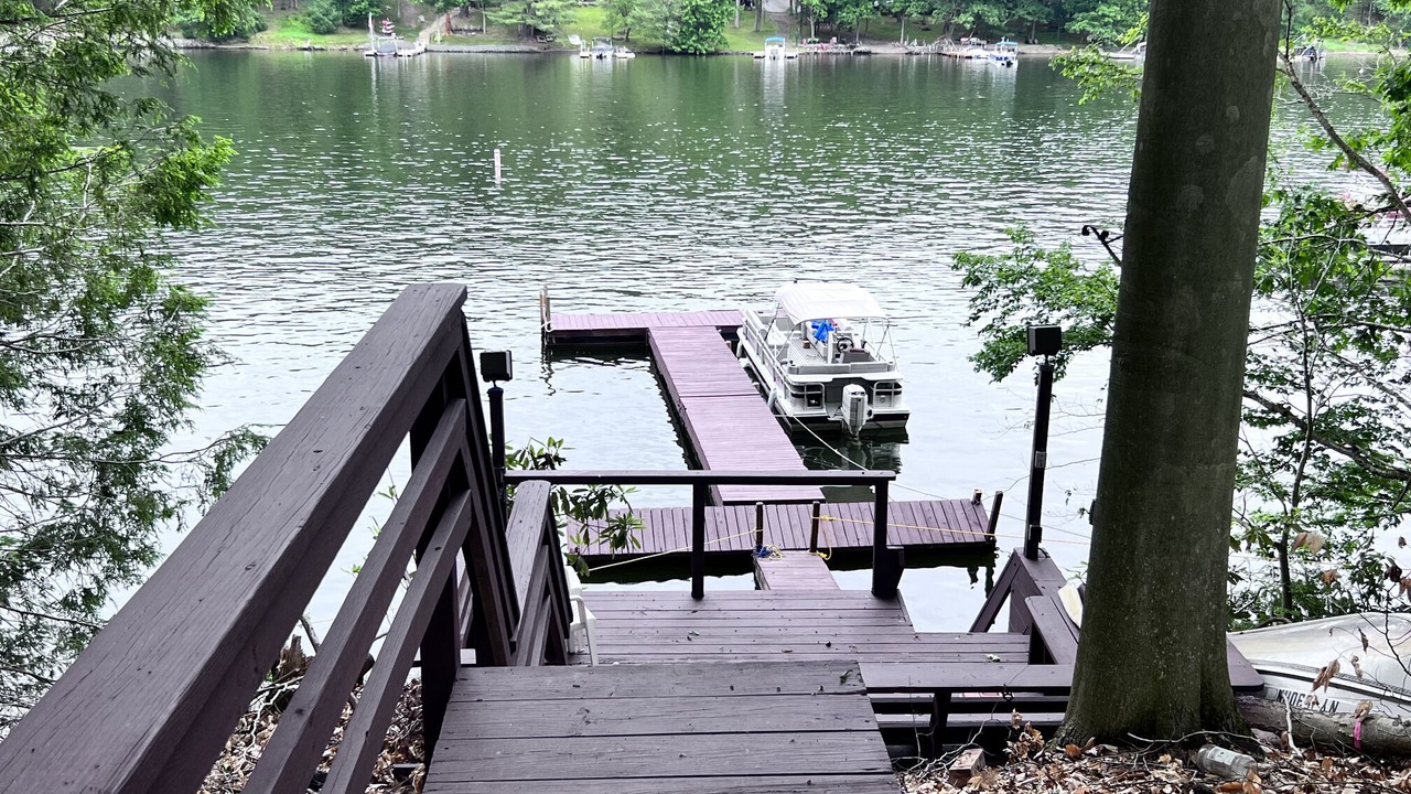 Photo of Outdoor in Greentown