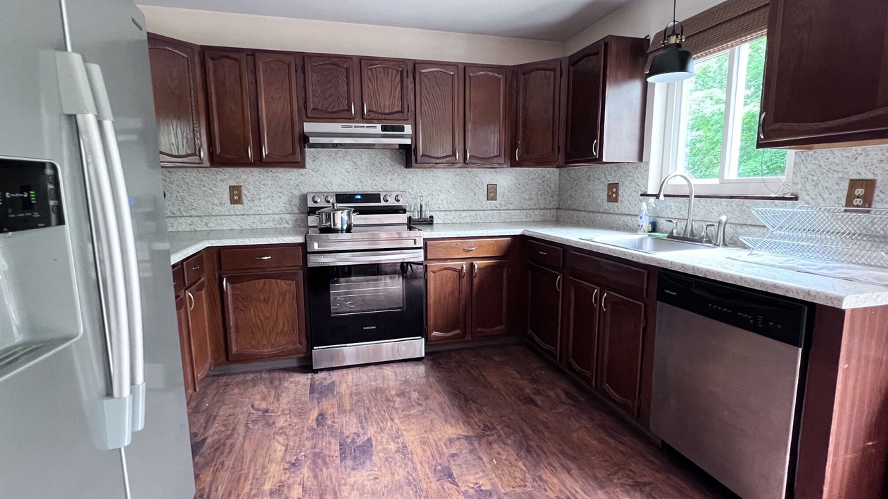 Photo of Kitchen in Greentown