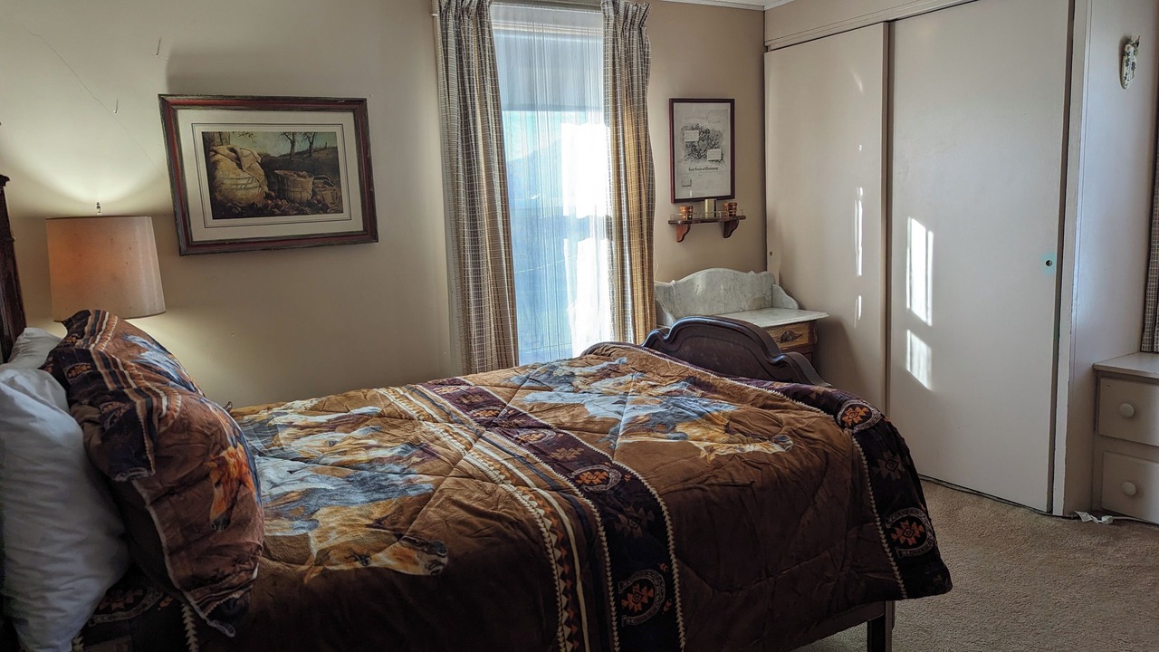 Photo of Bedroom in Harrisonville