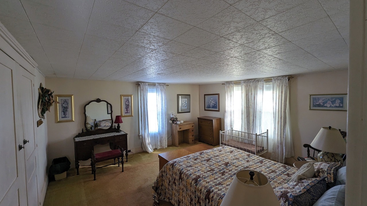 Photo of Bedroom in Harrisonville