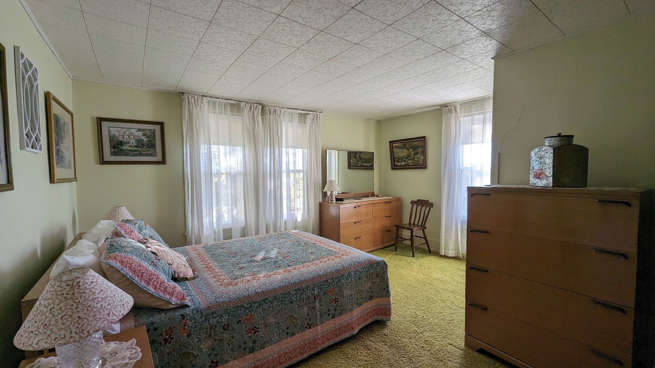 Photo of Bedroom in Harrisonville