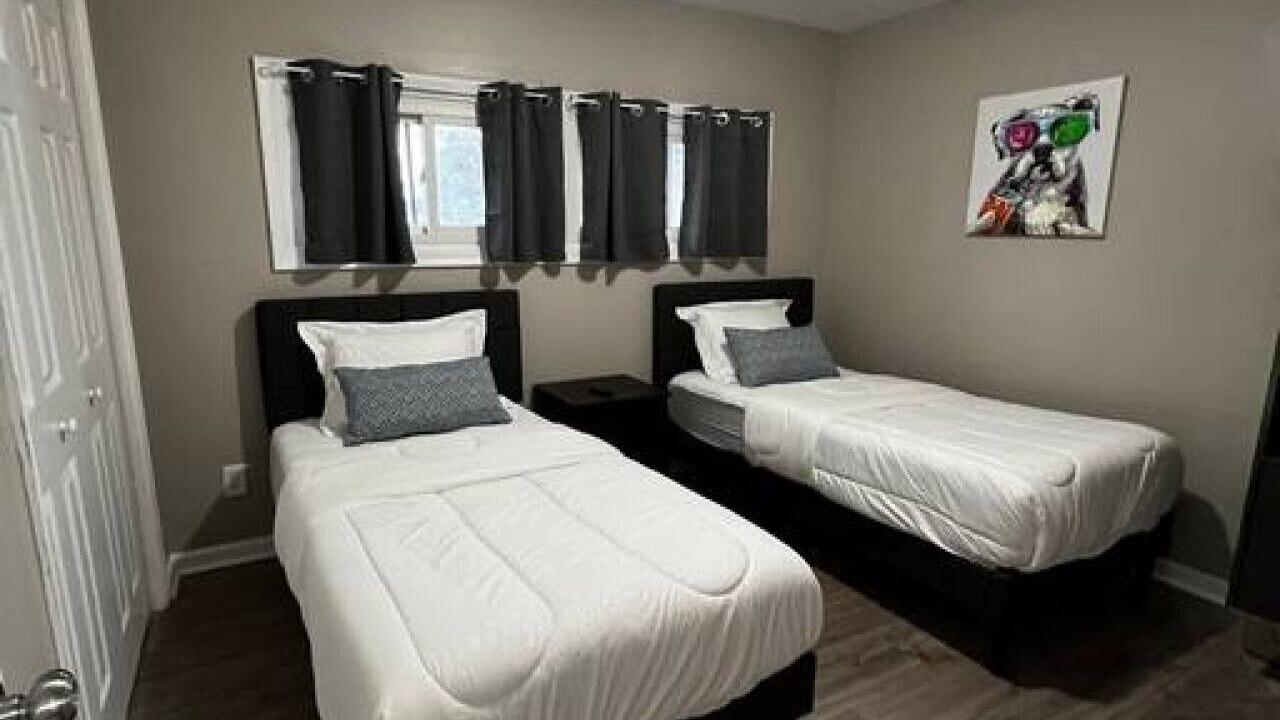Photo of Bedroom in Newark