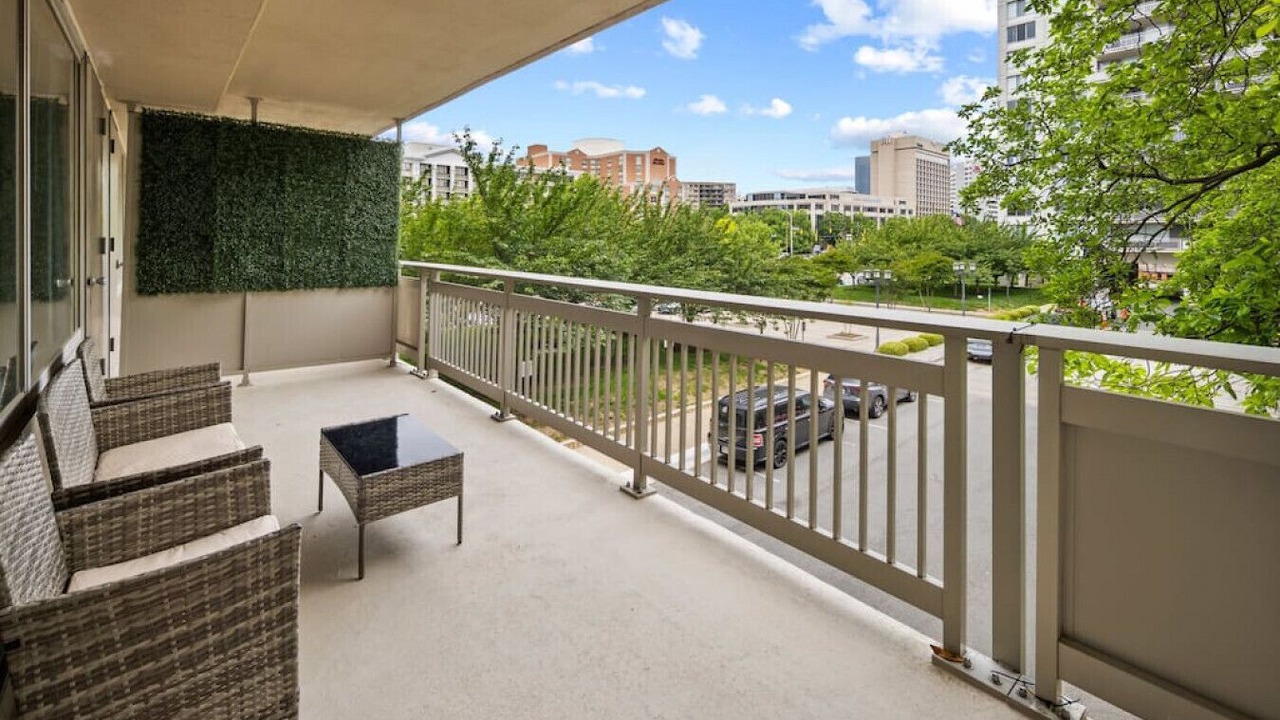 Photo of Patio Balcony in Crystal City