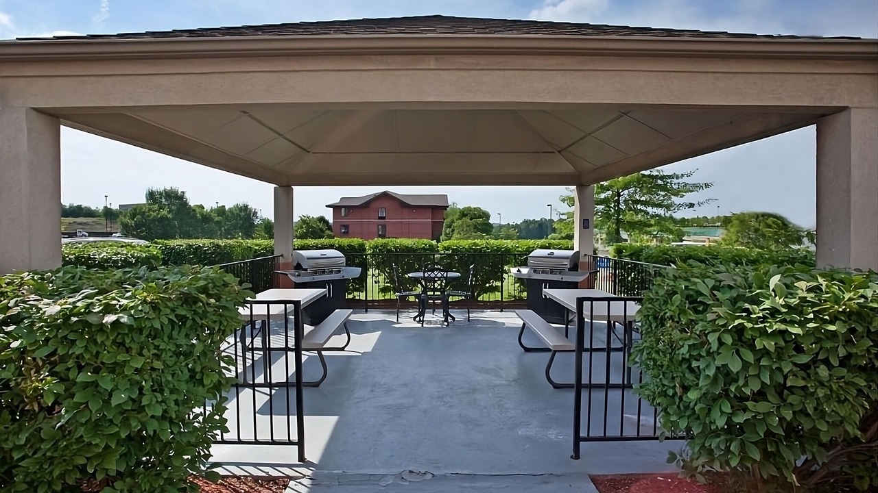 Photo of Outdoor in South Hills