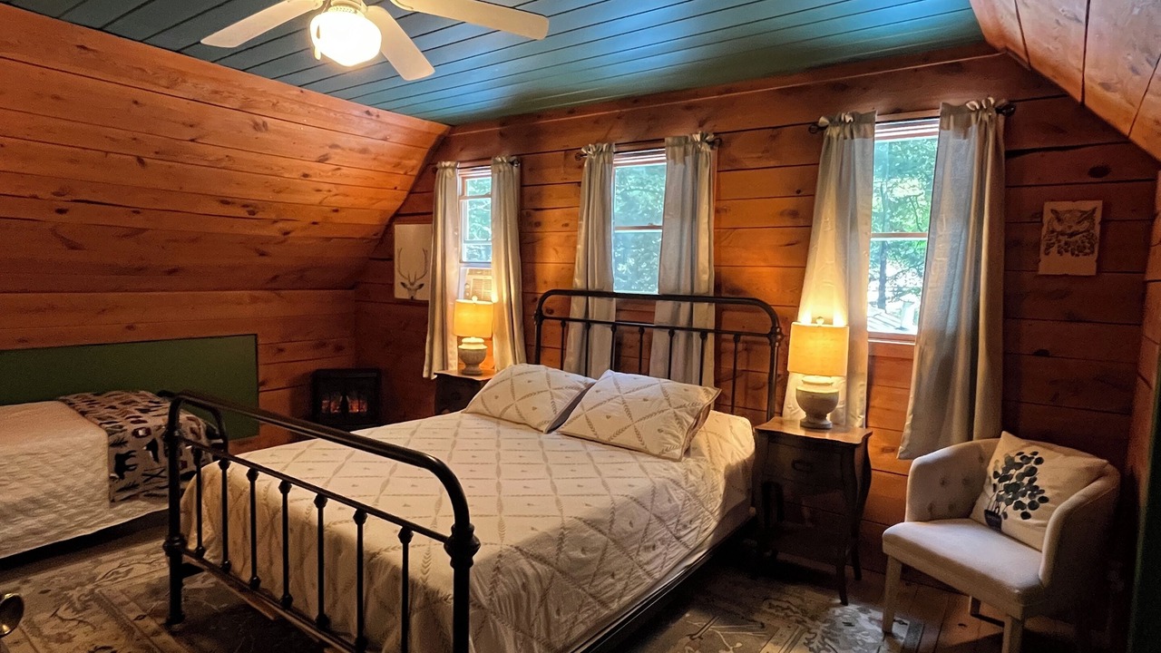 Photo of Bedroom in Tylersburg