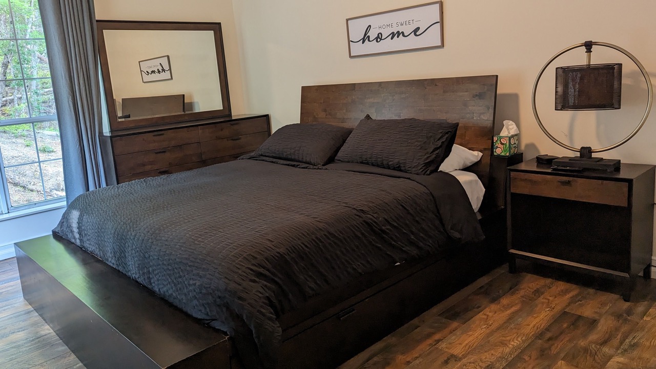 Photo of Bedroom in Maryville