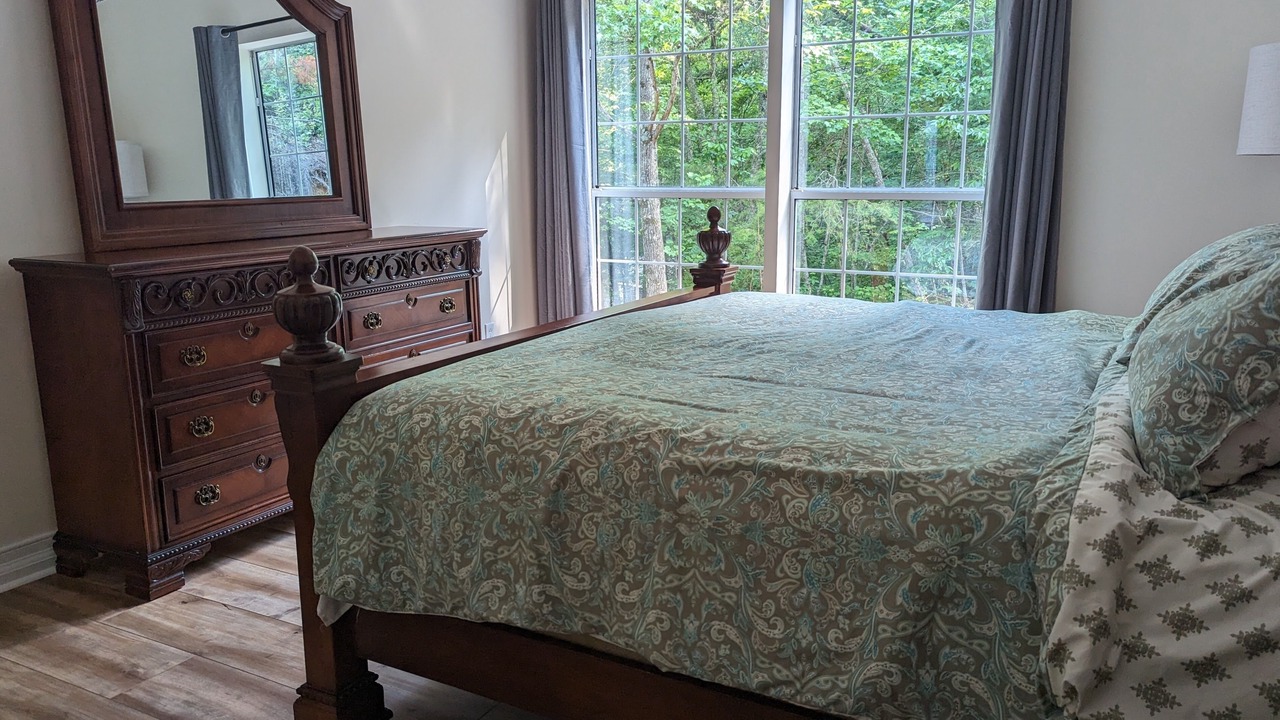 Photo of Bedroom in Maryville