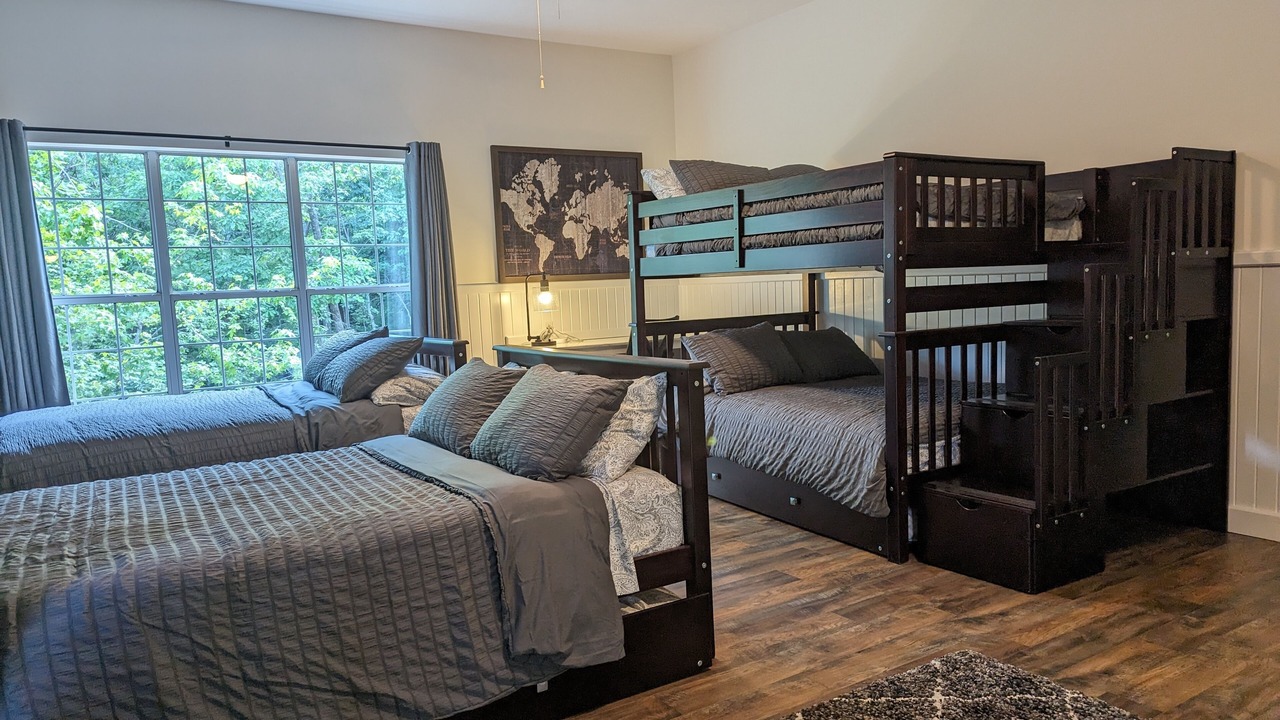 Photo of Bedroom in Maryville