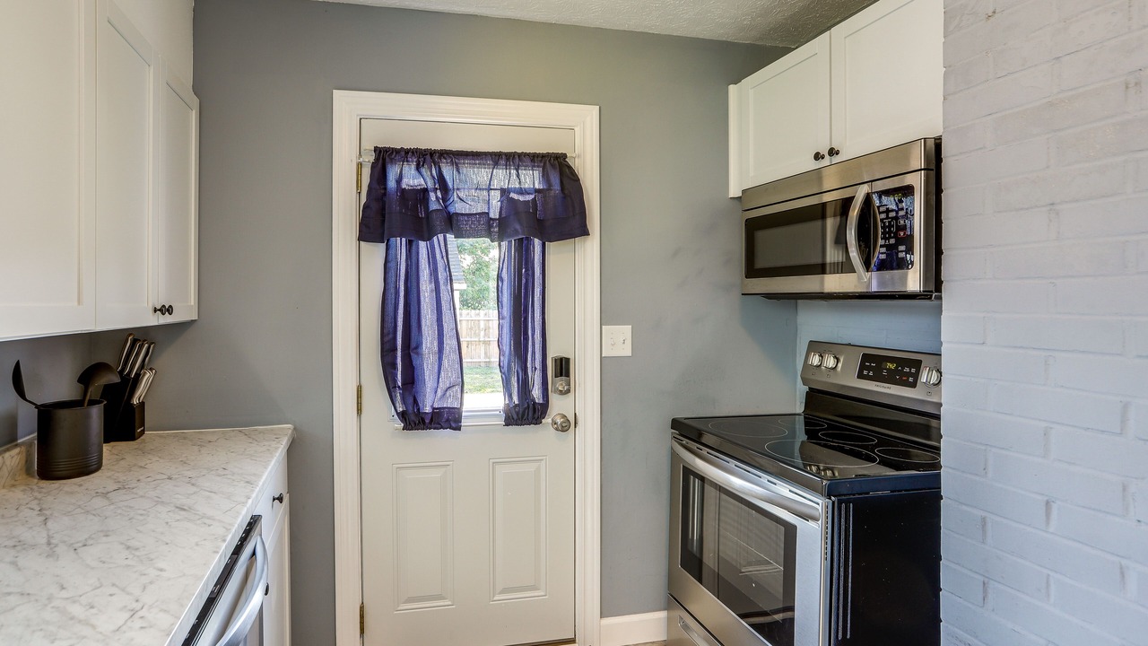 Photo of Kitchen in Port Clinton
