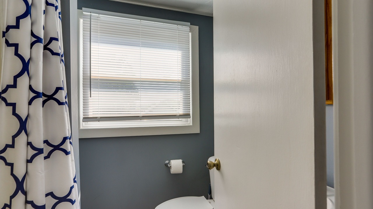 Photo of Bathroom in Port Clinton