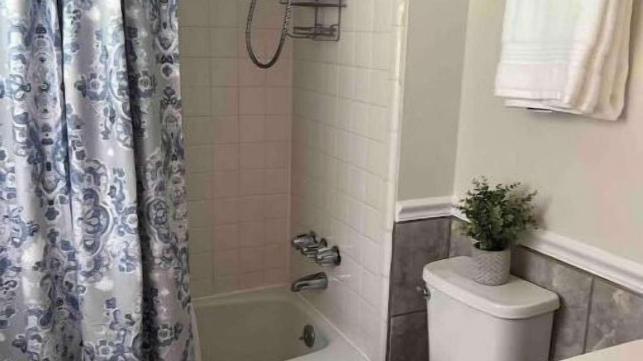 Photo of Bathroom in East Forest