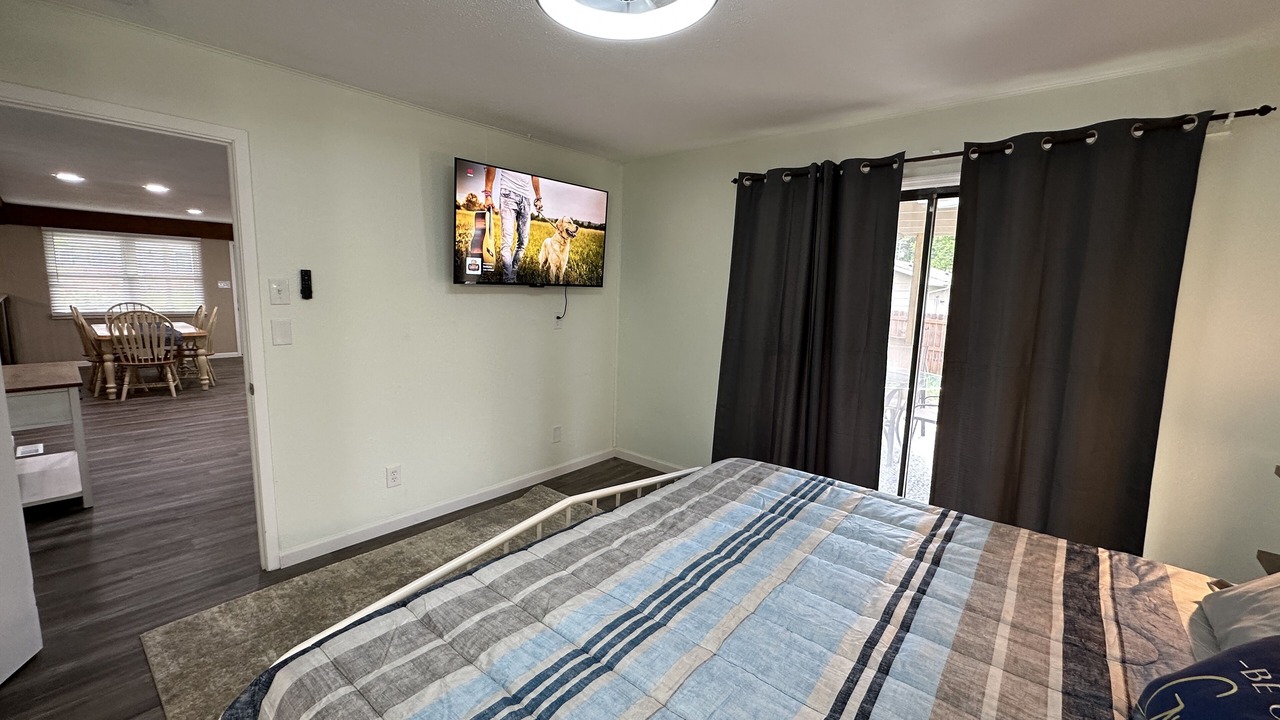 Photo of Bedroom in Oliver Springs