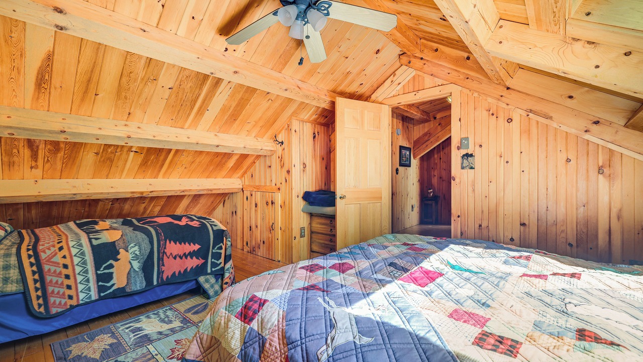 Photo of Bedroom in Bushkill