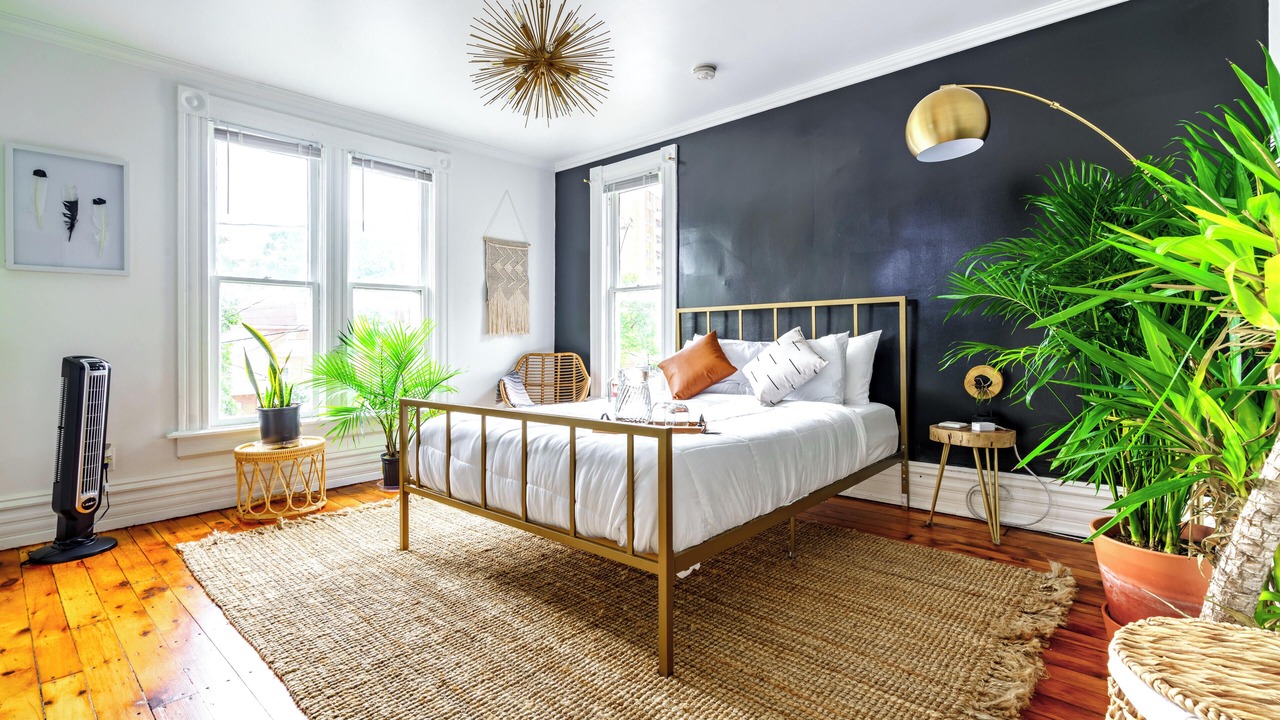 Photo of Bedroom in Victorian Village