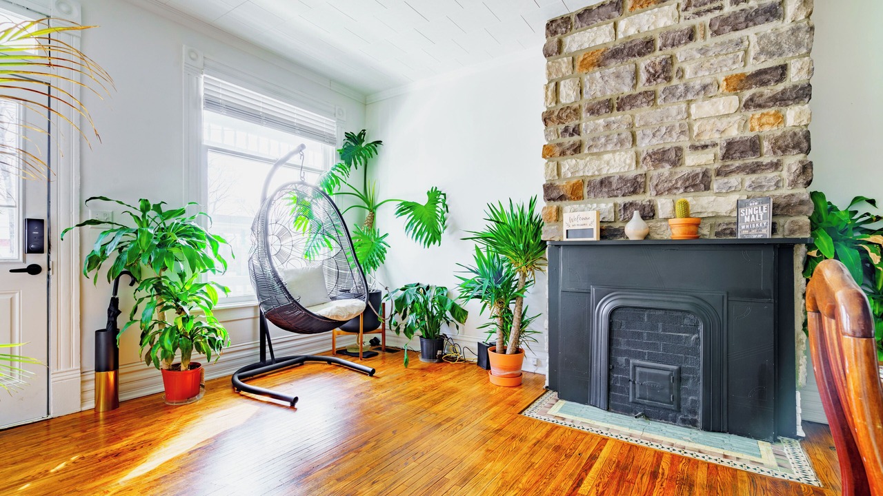 Photo of Livingroom in Victorian Village