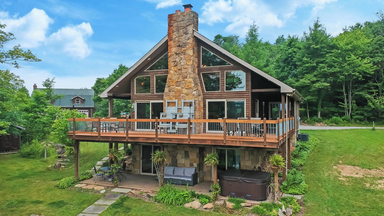 Photo of Outdoor in Branchton