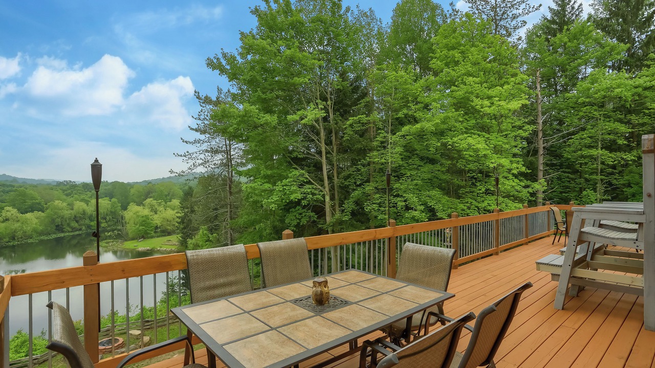 Photo of Outdoor in Branchton