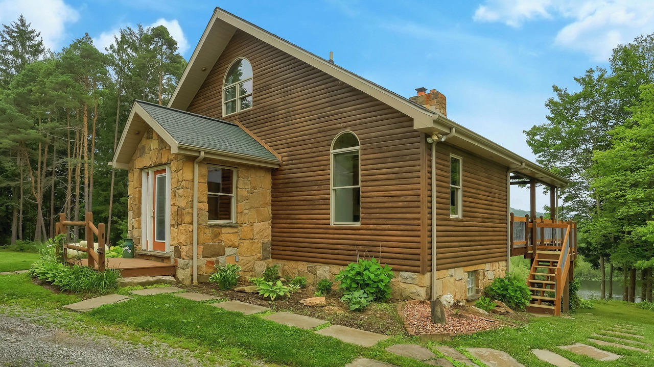 Photo of Outdoor in Branchton