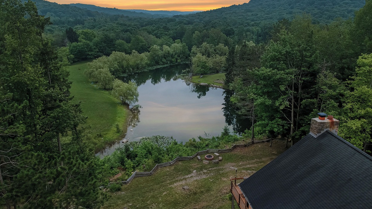 Photo of Outdoor in Branchton