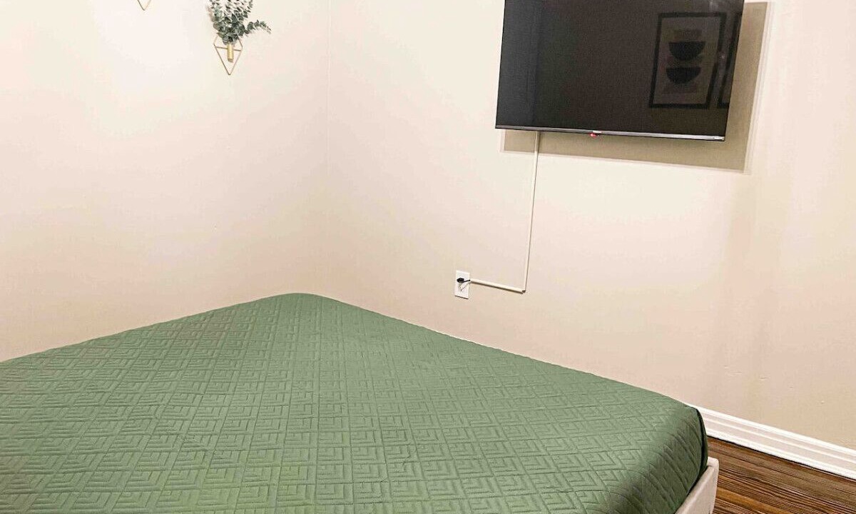 Photo of Bedroom in Spring Grove Village