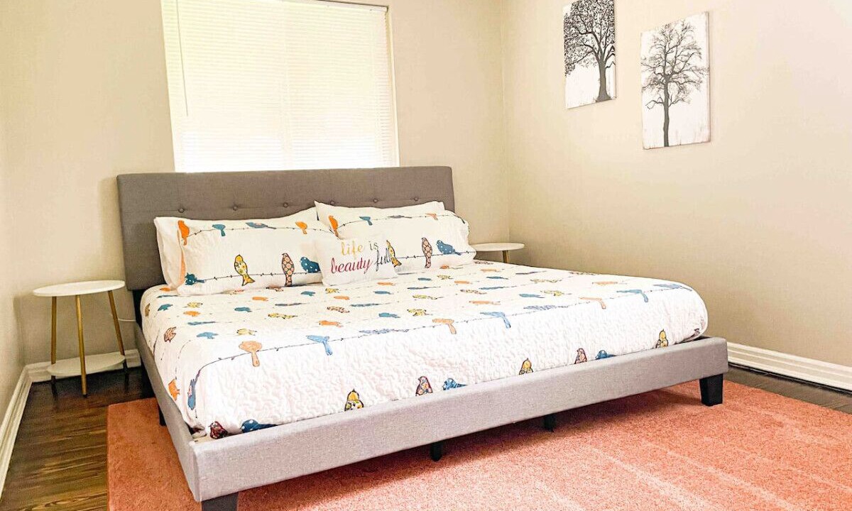 Photo of Bedroom in Spring Grove Village