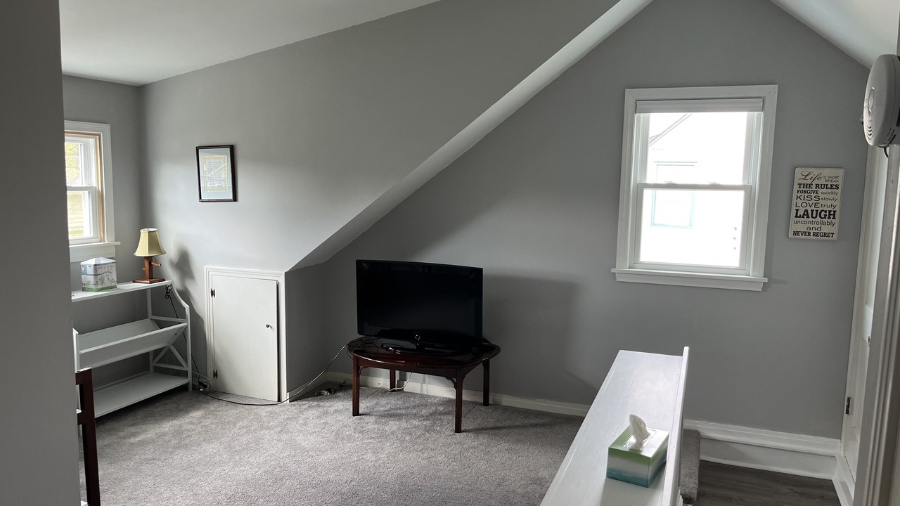 Photo of Livingroom in Corning