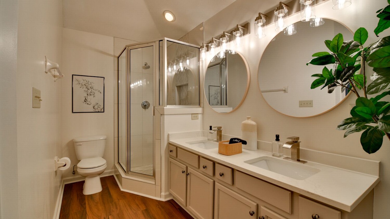 Photo of Bathroom in Cordova