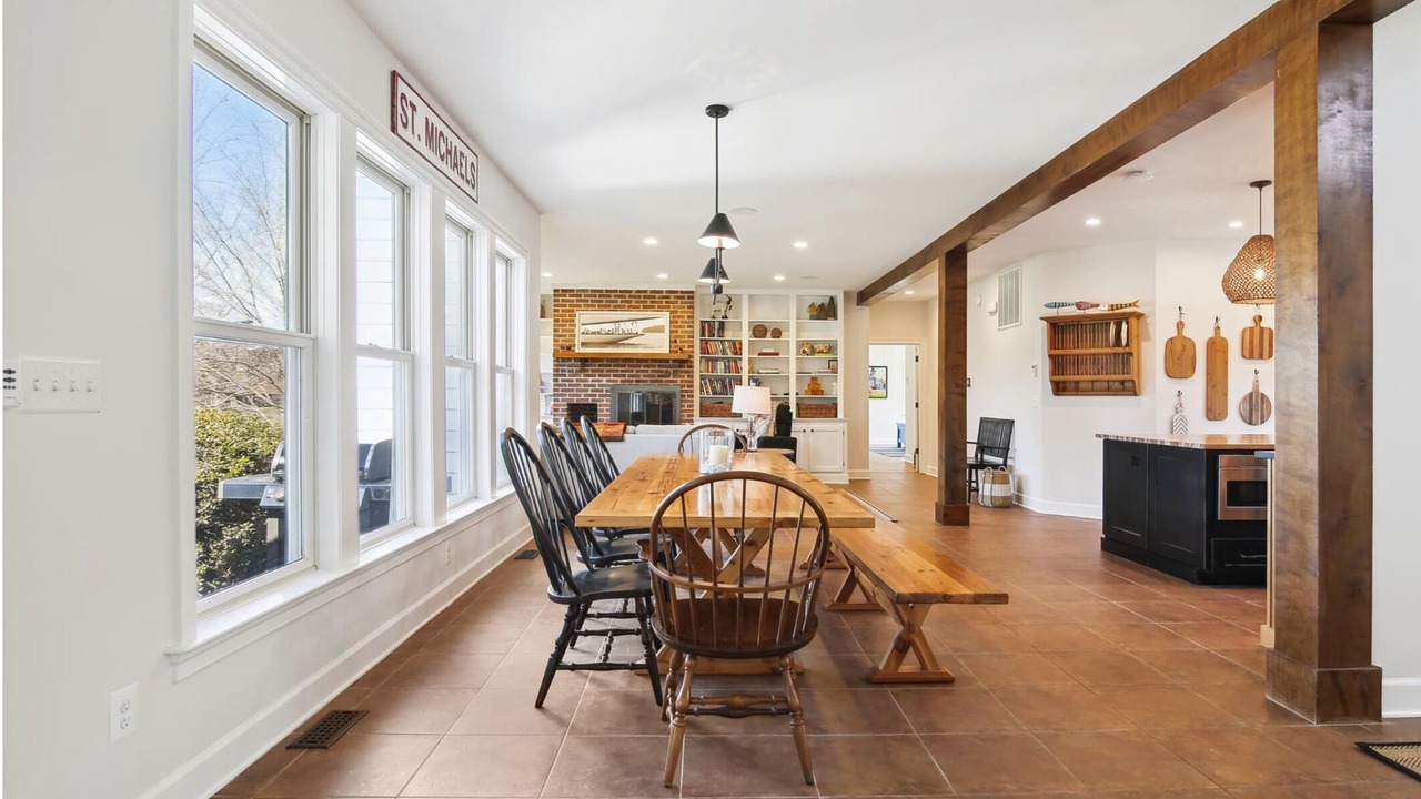 Photo of Livingroom in St. Michaels