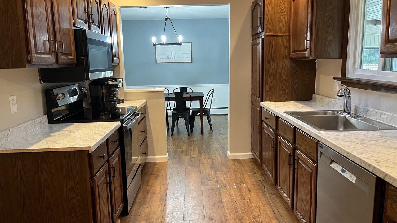 Photo of Bedroom in Annville